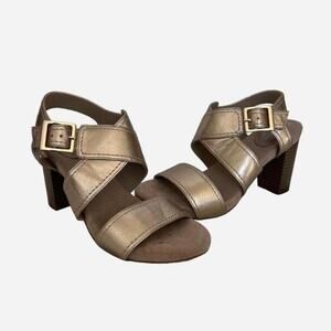 Gold block heel sandal heels comfortable size 6 Gianni Birnini